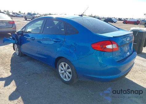 2013 Ford Fiesta Se z USA, uszkodzony, nr VIN 3FADP4BJ1DM225126